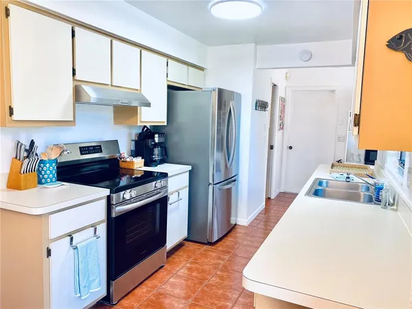 $2,800 | 7234 Maguire Lane, Englewood, FL 34224