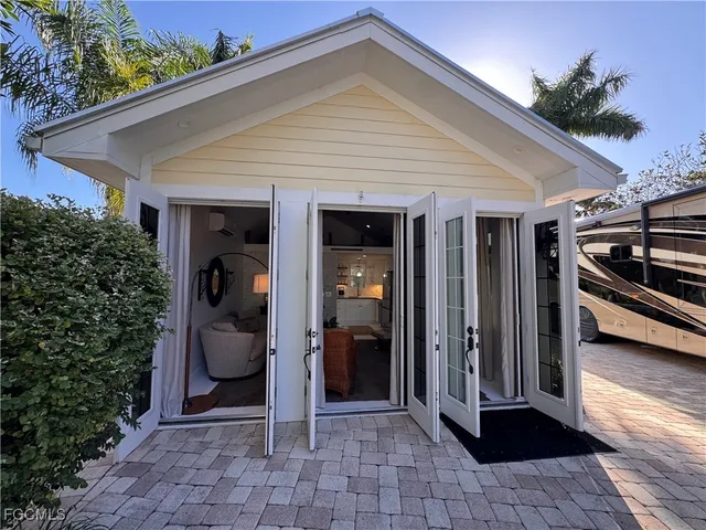 $270,000 | Lot 1-3009 East Riverbend Resort Boulevard, LaBelle, FL 33935