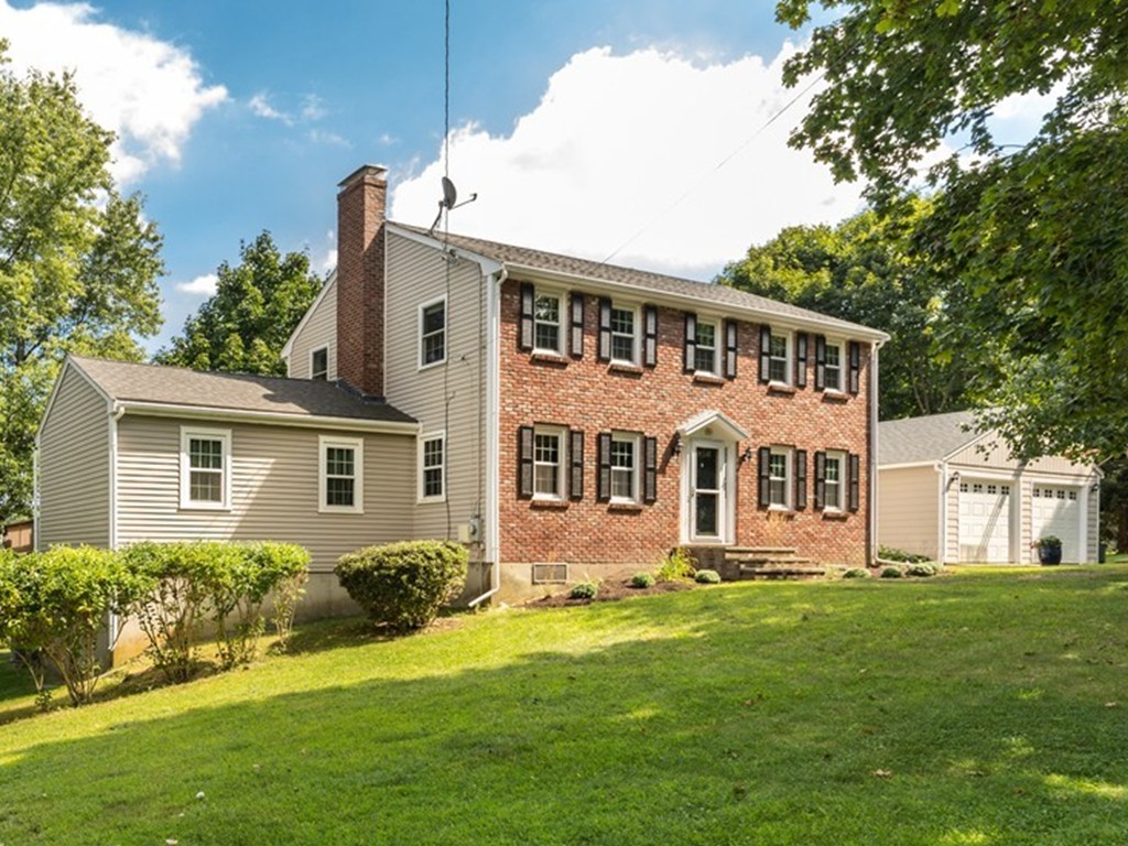 4 Daniels Road Wenham, MA 01984 - Photo 1 of 29 Gallery Image 1