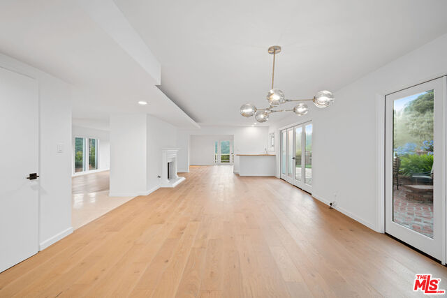 1687 Clear View Drive Beverly Hills, CA 90210 - Photo 27 of 51