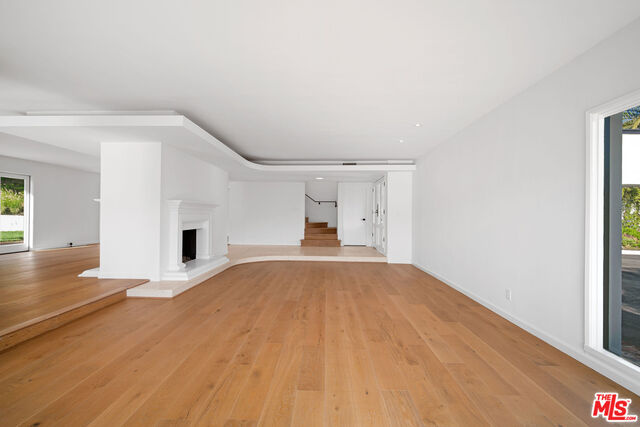 1687 Clear View Drive Beverly Hills, CA 90210 - Photo 29 of 51