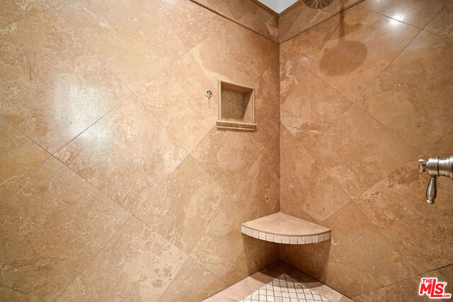 1687 Clear View Drive Beverly Hills, CA 90210 - Photo 44 of 51