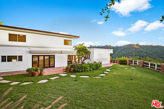 1687 Clear View Drive Beverly Hills, CA 90210 - Photo 50 of 51