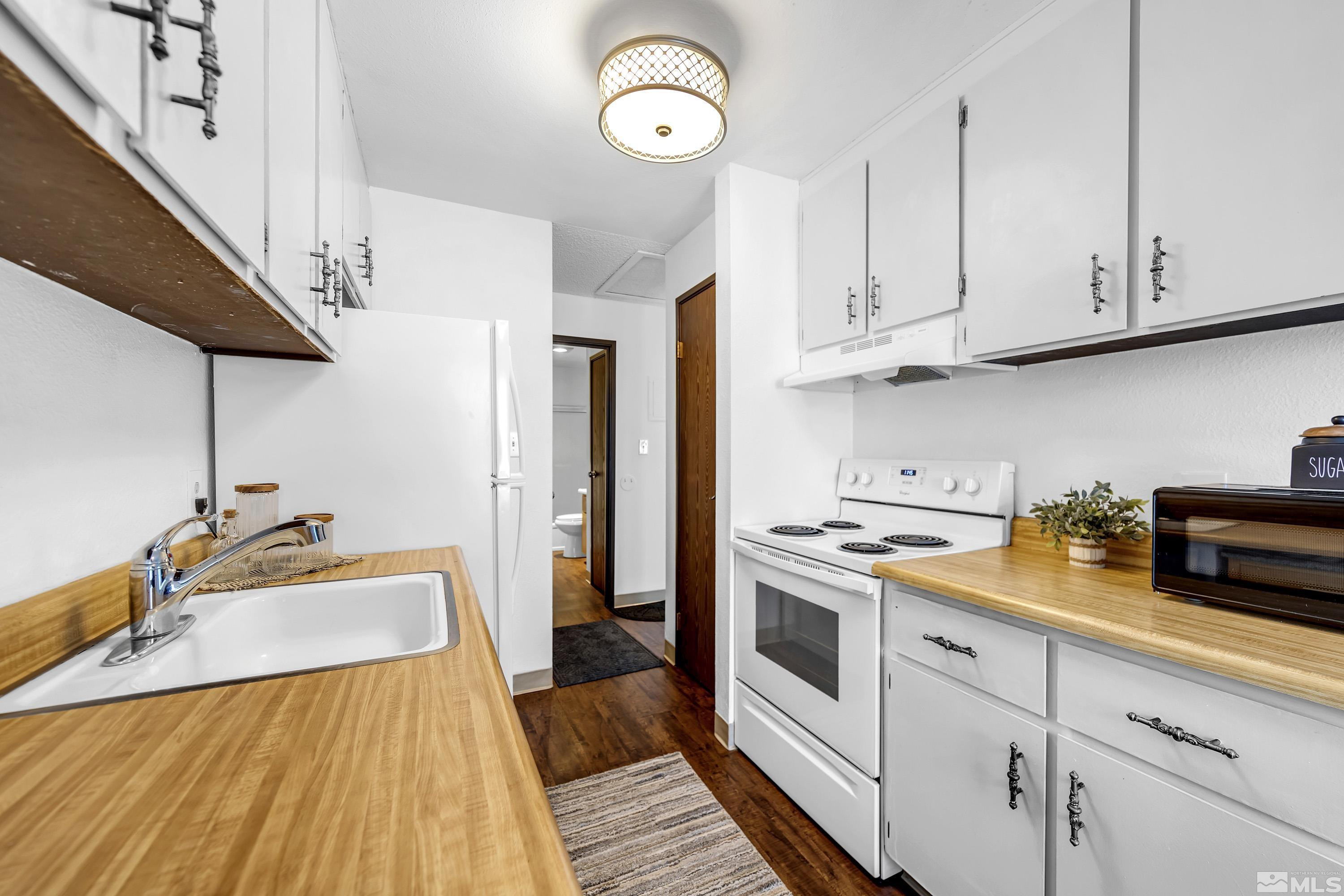 400 South Saliman Road, Unit 56 Carson City, NV 89701 - Photo 12 of 28 Photo 12