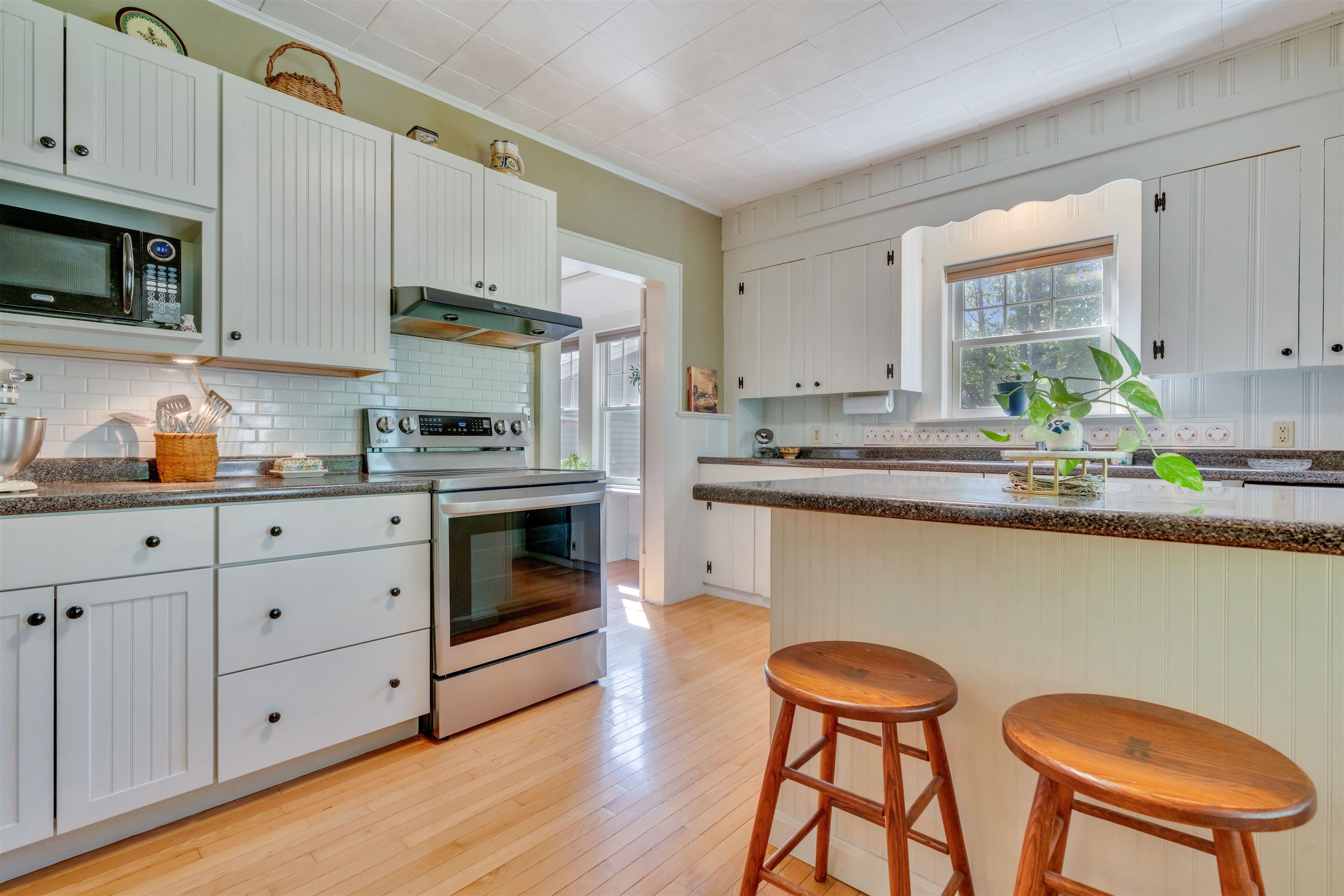 173 Winnacunnet Road Hampton, NH 03842 - Photo 4 of 41