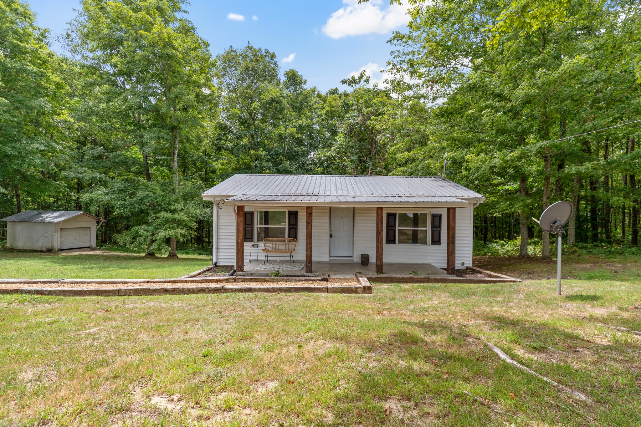 1160 Promise Land Road Charlotte, TN 37036 - Photo 1 of 23 Gallery Image 1