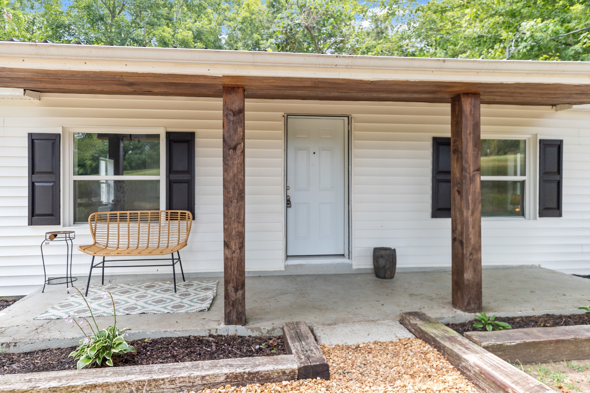 1160 Promise Land Road Charlotte, TN 37036 - Photo 2 of 23 Gallery Image 2