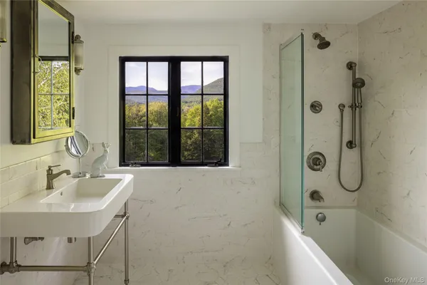 $2,250,000 | 9 Black Bear Road, Bearsville, NY 12409