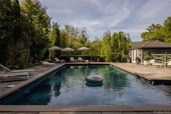 $2,250,000 | 9 Black Bear Road, Bearsville, NY 12409