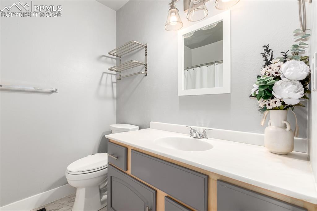 1418 Osgood Road Colorado Springs, CO 80915 - Photo 23 of 38
