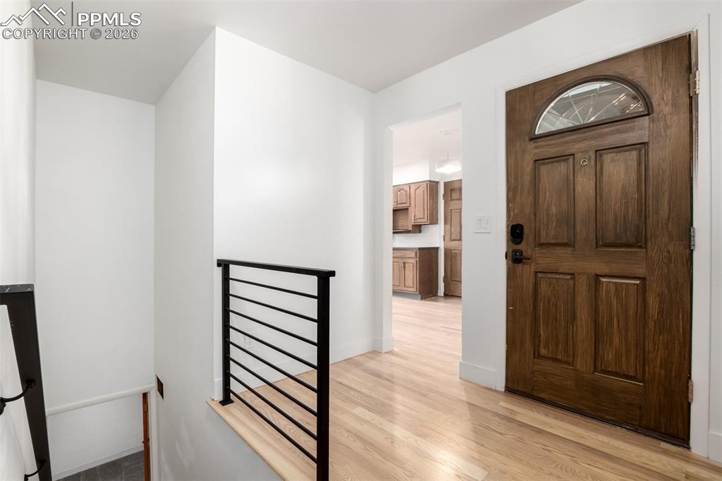 1418 Osgood Road Colorado Springs, CO 80915 - Photo 5 of 38