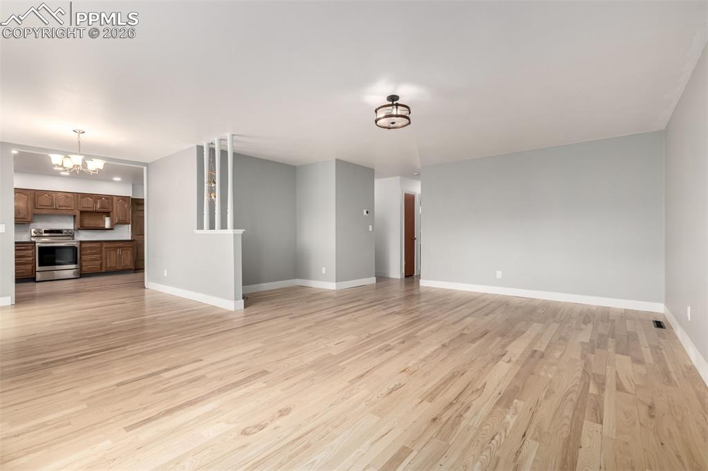 1418 Osgood Road Colorado Springs, CO 80915 - Photo 10 of 38