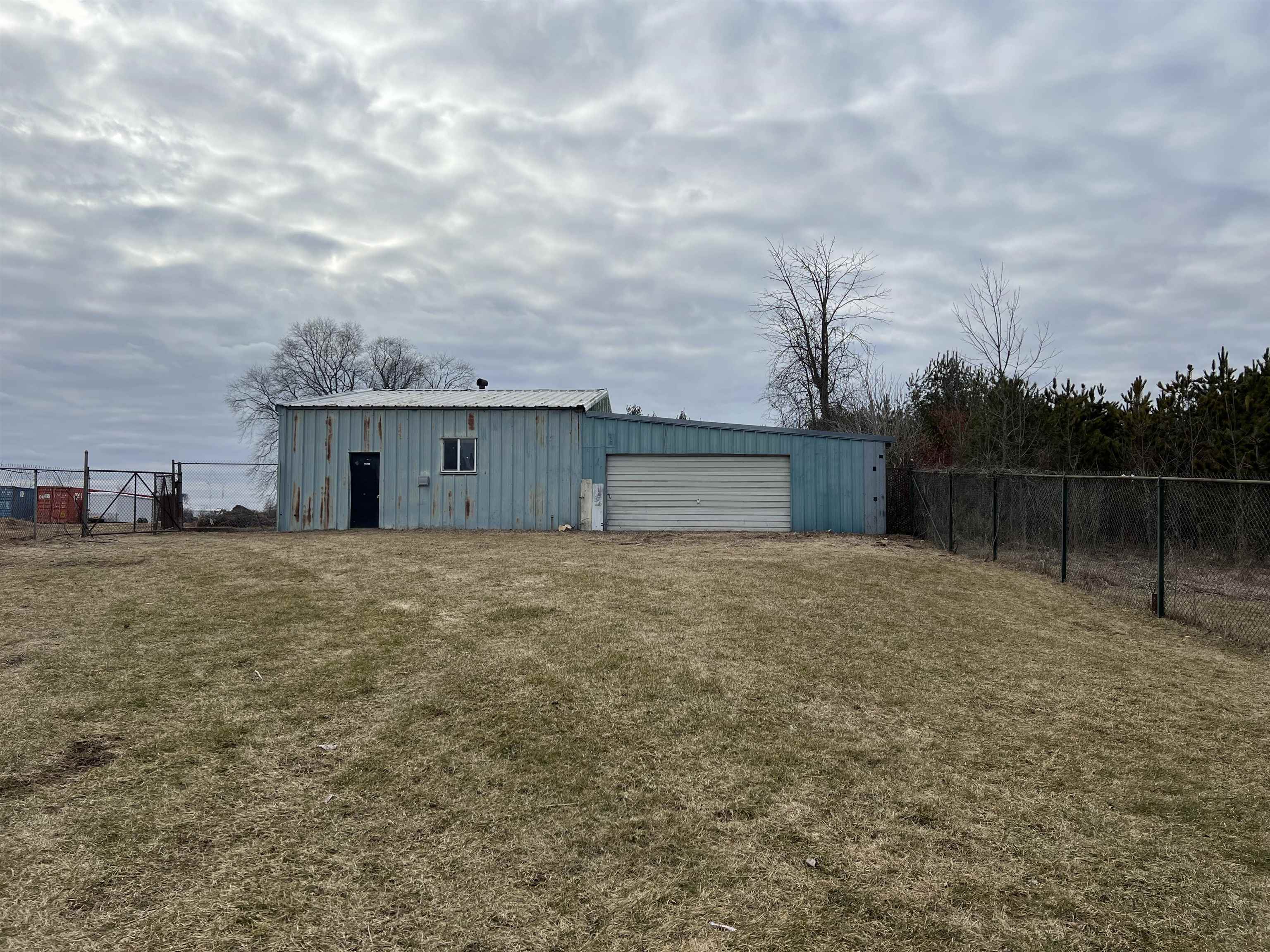 5541 North Mission Road Rosebush, MI 48878 - Photo 19 of 22 1919344-67fcaad9-0b97-455f-b102-37a3fe935814.JPG