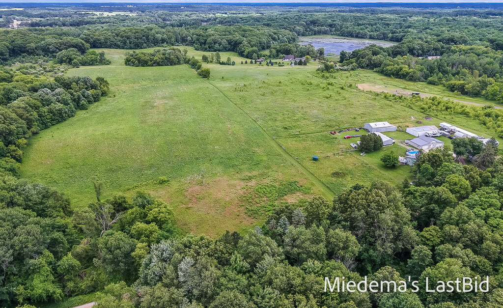 12915 Cassidy Road Bellevue, MI 49021 - Photo 33 of 128 12915CassidyRd-35LoRes