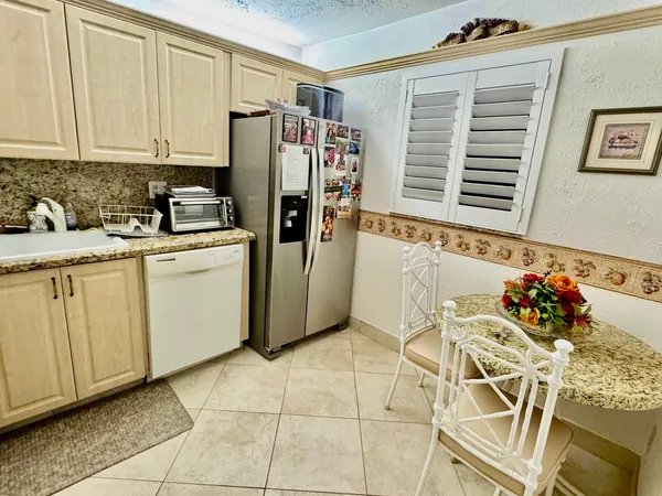 $109,000 | 3100 Holiday Springs Boulevard, Margate, FL 33063