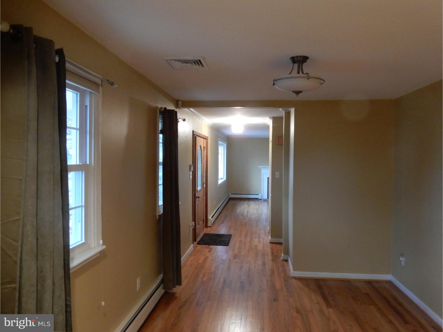 301 Willowbrook Road Horsham, PA 19044 - Photo 5 of 17 Hallway