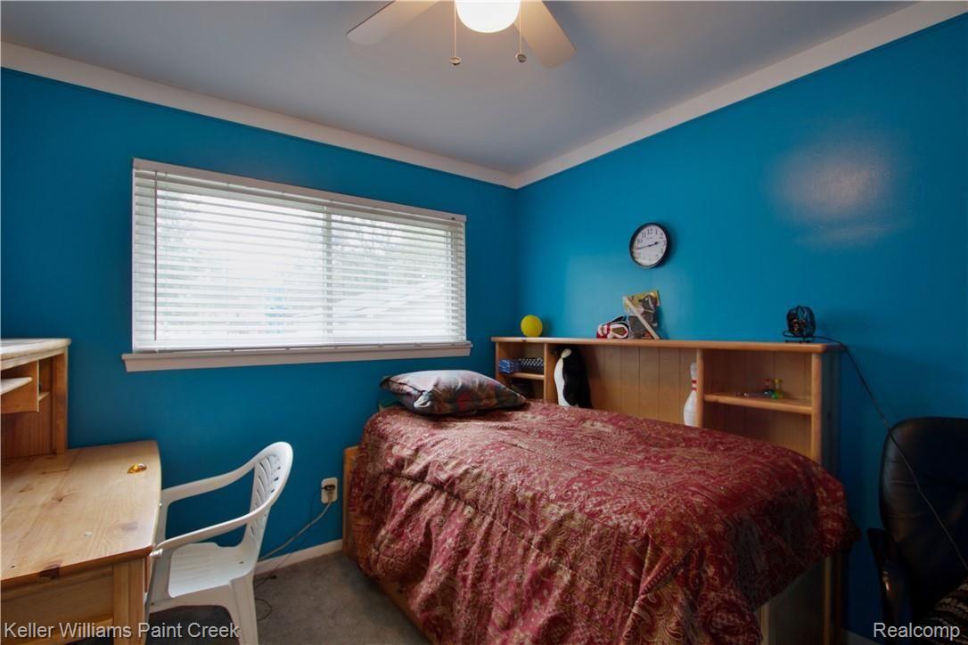 35425 Rutherford Street Clinton Township, MI 48035 - Photo 11 of 17 bedroom 3.jpg