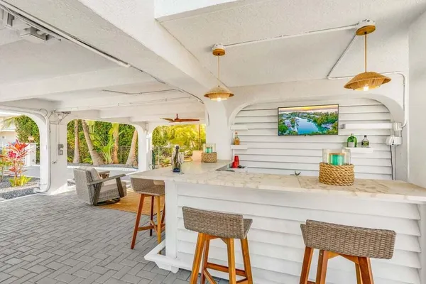 $3,399,000 | 17183 Coral Drive, Sugarloaf, FL 33042