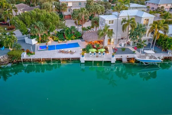 $3,399,000 | 17183 Coral Drive, Sugarloaf, FL 33042