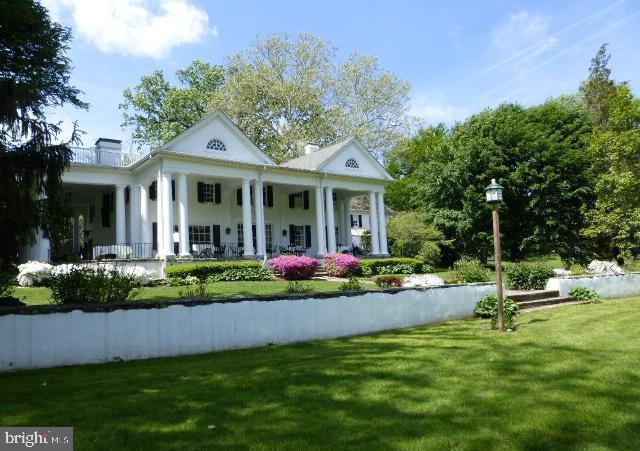 Glenhardie Country Club, circa 1802