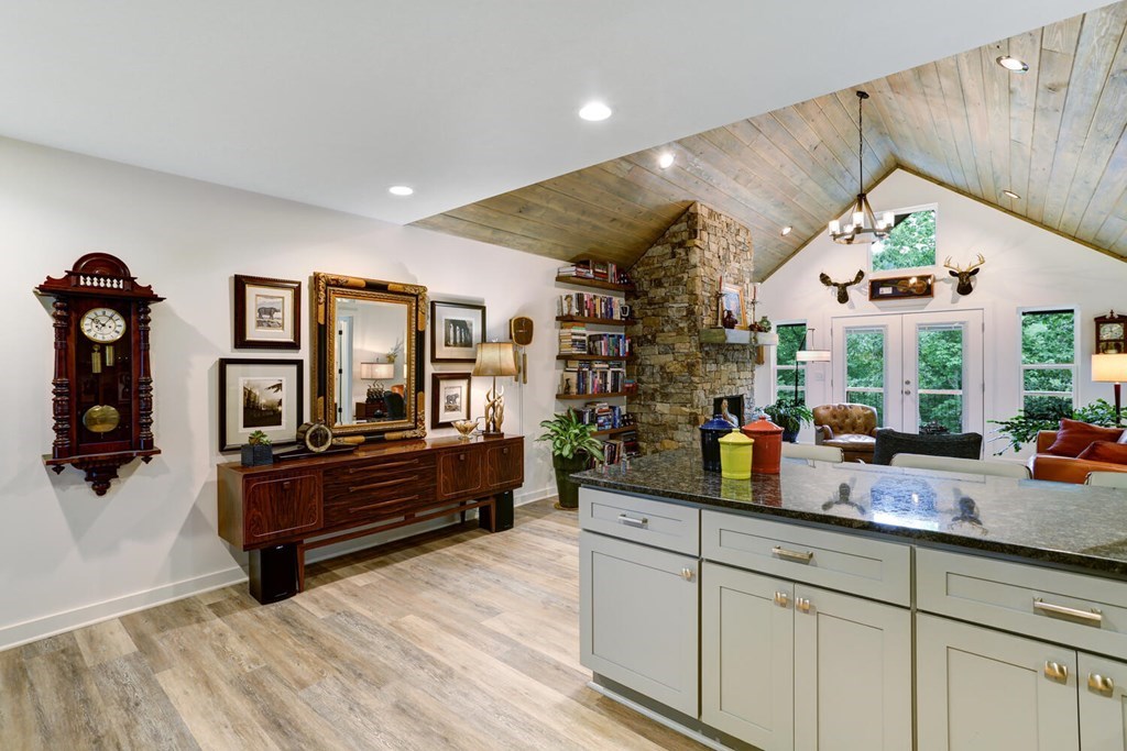 404 Caldwell Overlook Brasstown, NC 28902 - Photo 9 of 73