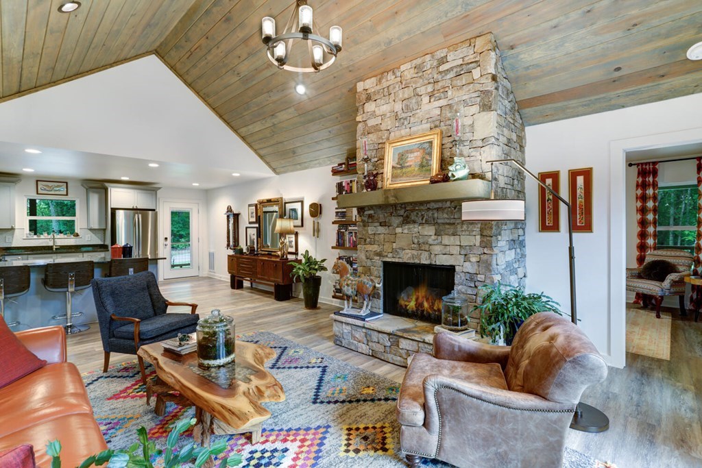 404 Caldwell Overlook Brasstown, NC 28902 - Photo 10 of 73