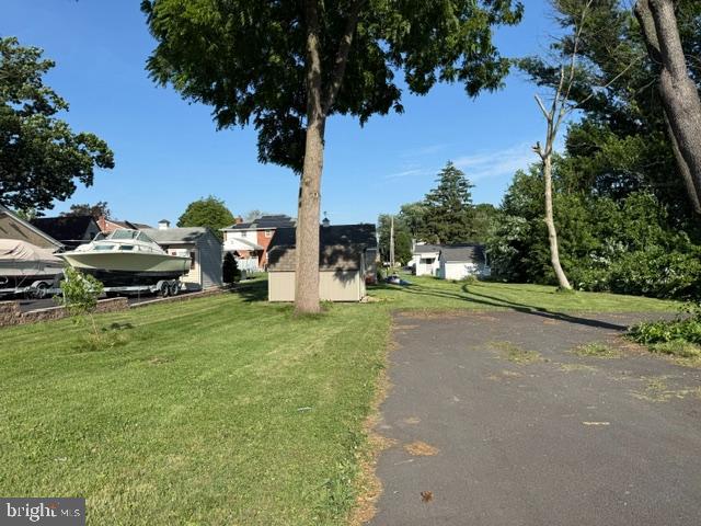209 Upland Road Brookhaven, PA 19015 - Photo 6 of 8