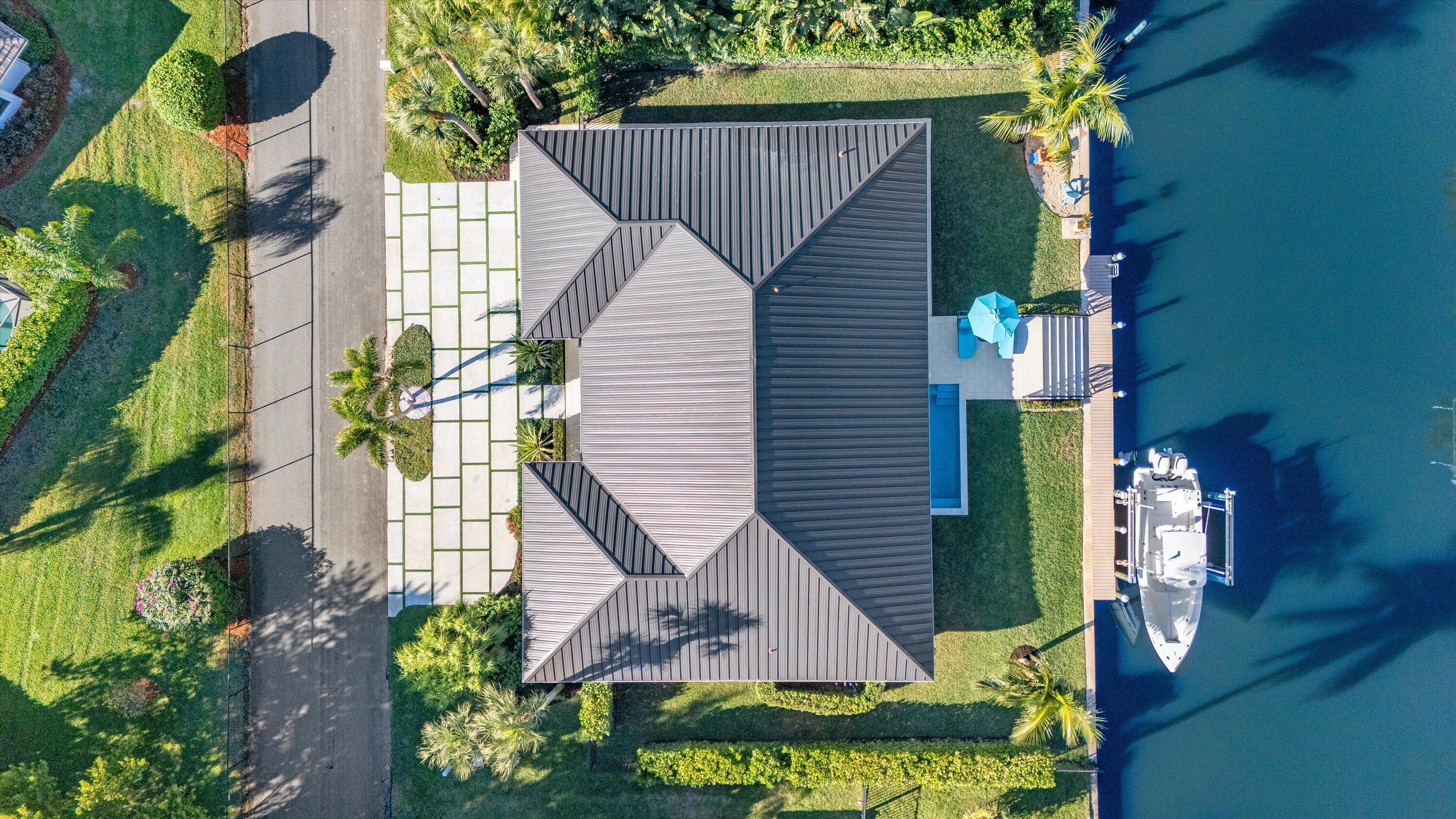 9039 Southeast Hawksbill Way Hobe Sound, FL 33455 - Photo 39 of 46 37-DJI_20260116095121_0123_D