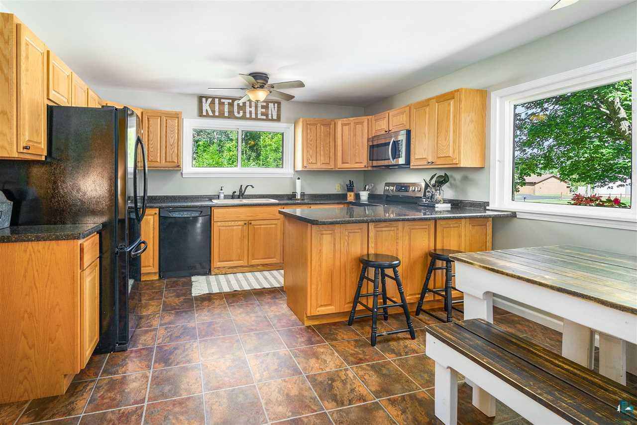 3826 Martin Road Duluth, MN 55803 - Photo 14 of 47