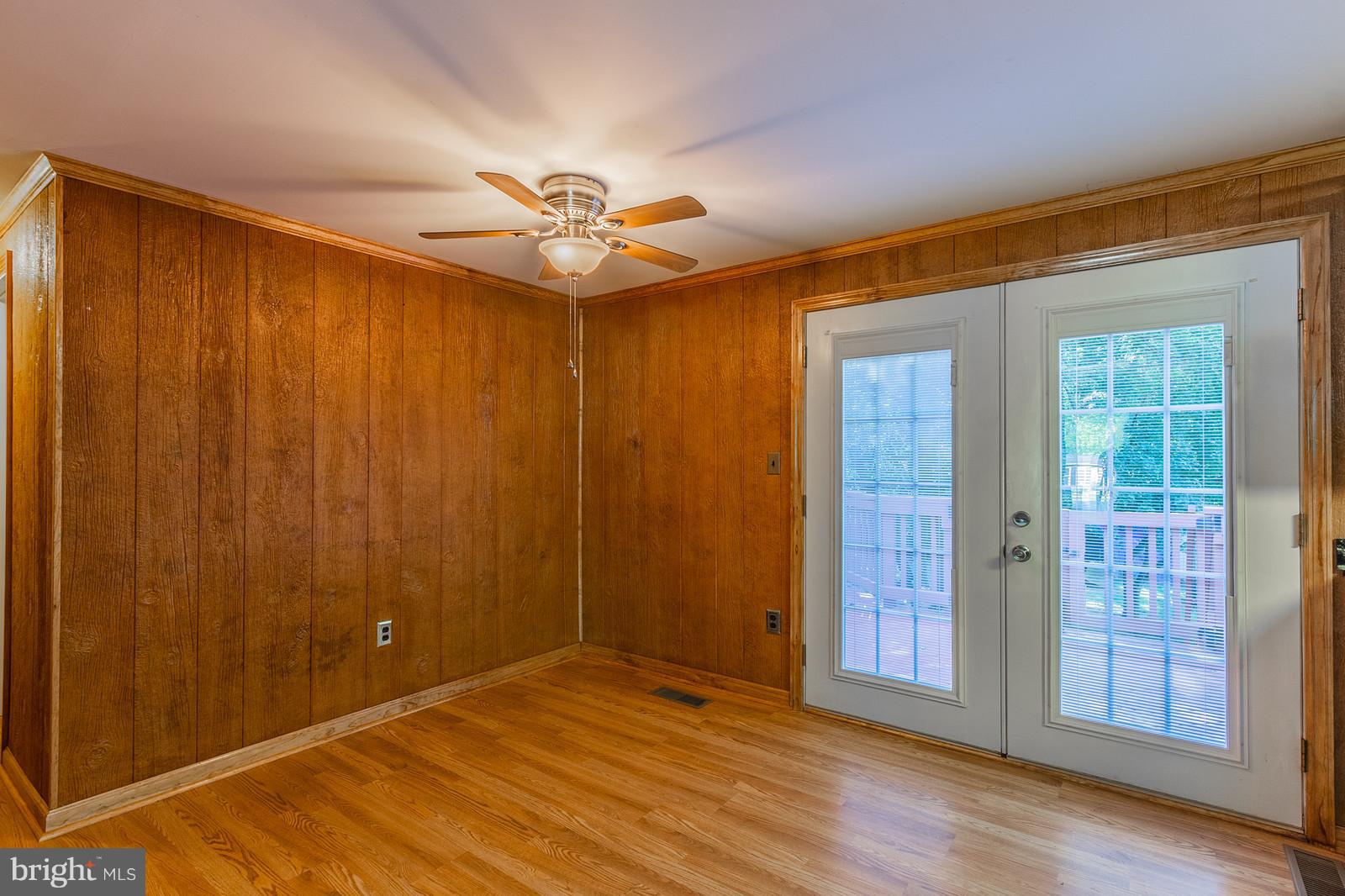 181 Eley Road Fredericksburg, VA 22406 - Photo 20 of 30 Dining Room