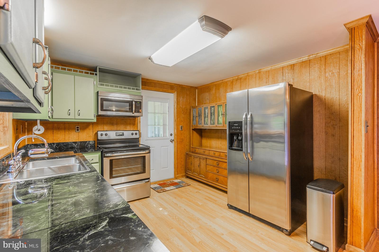 181 Eley Road Fredericksburg, VA 22406 - Photo 6 of 30 Marble Counter Tops