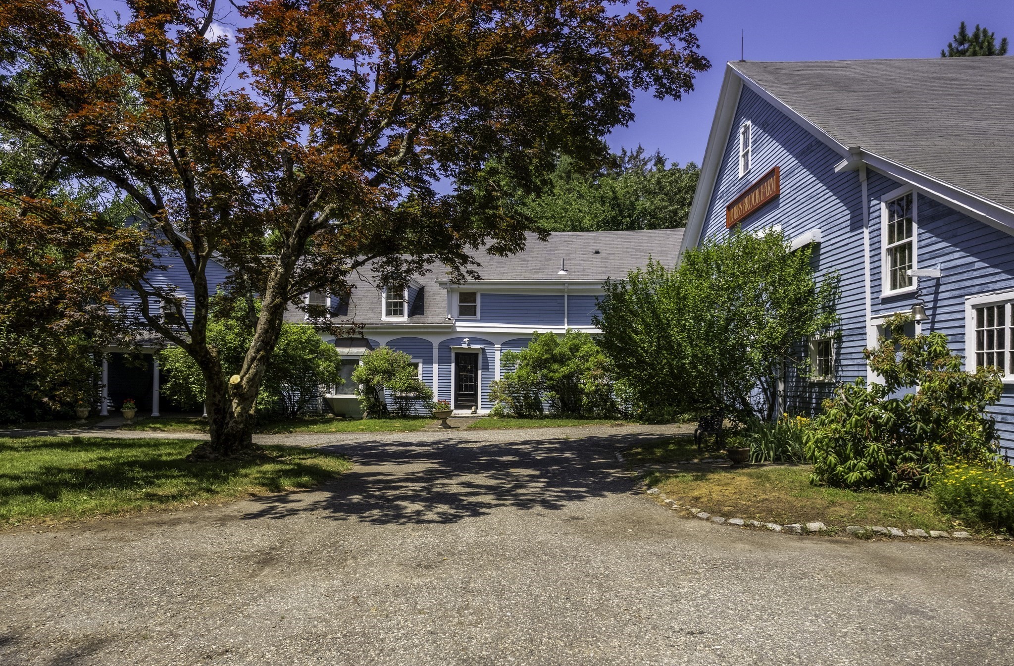 10 Reiling Pond Road Lincoln, MA 01773 - Photo 2 of 24 Gallery Image 2