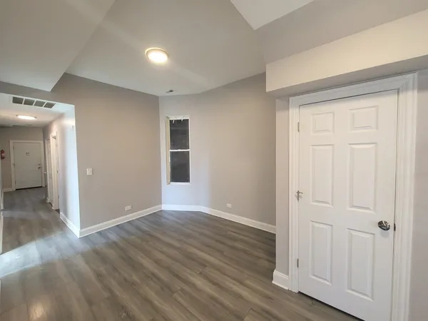 $2,050 | 6522 South Ellis Avenue, Unit 1, Chicago, IL 60637