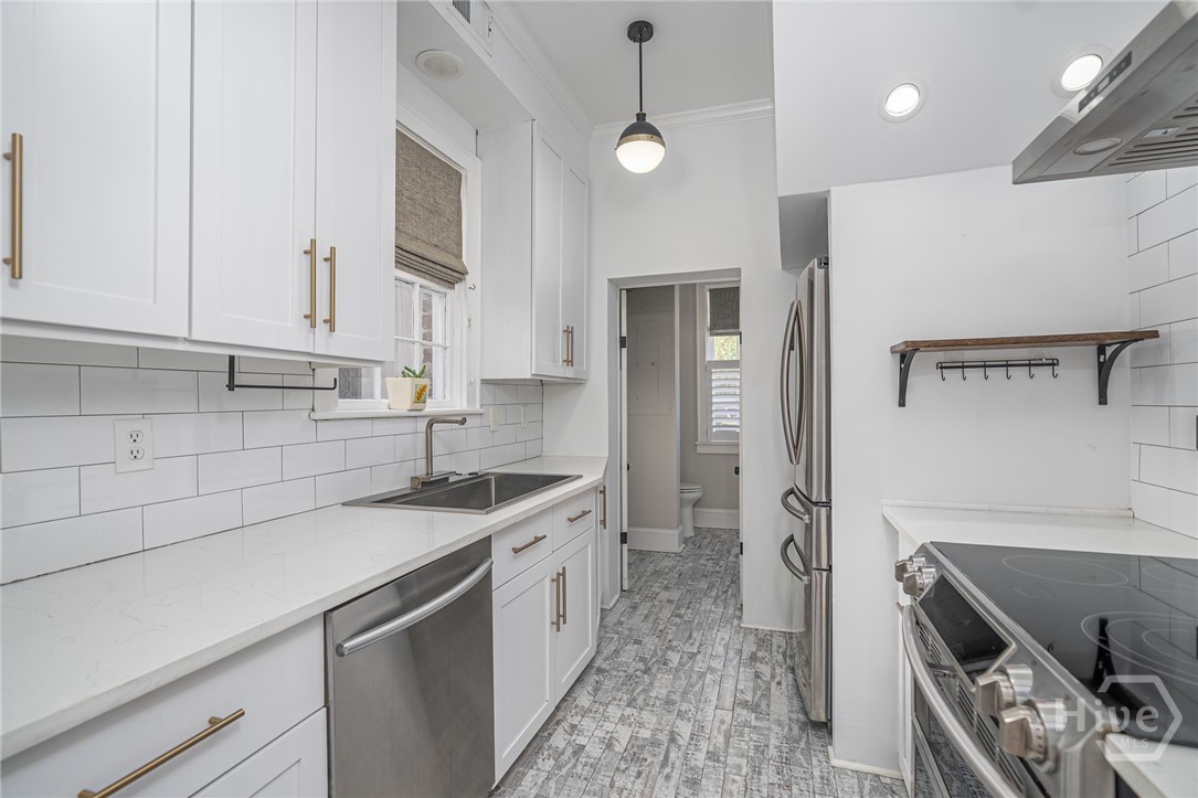 224 East Gordon Street Savannah, GA 31401 - Photo 18 of 39