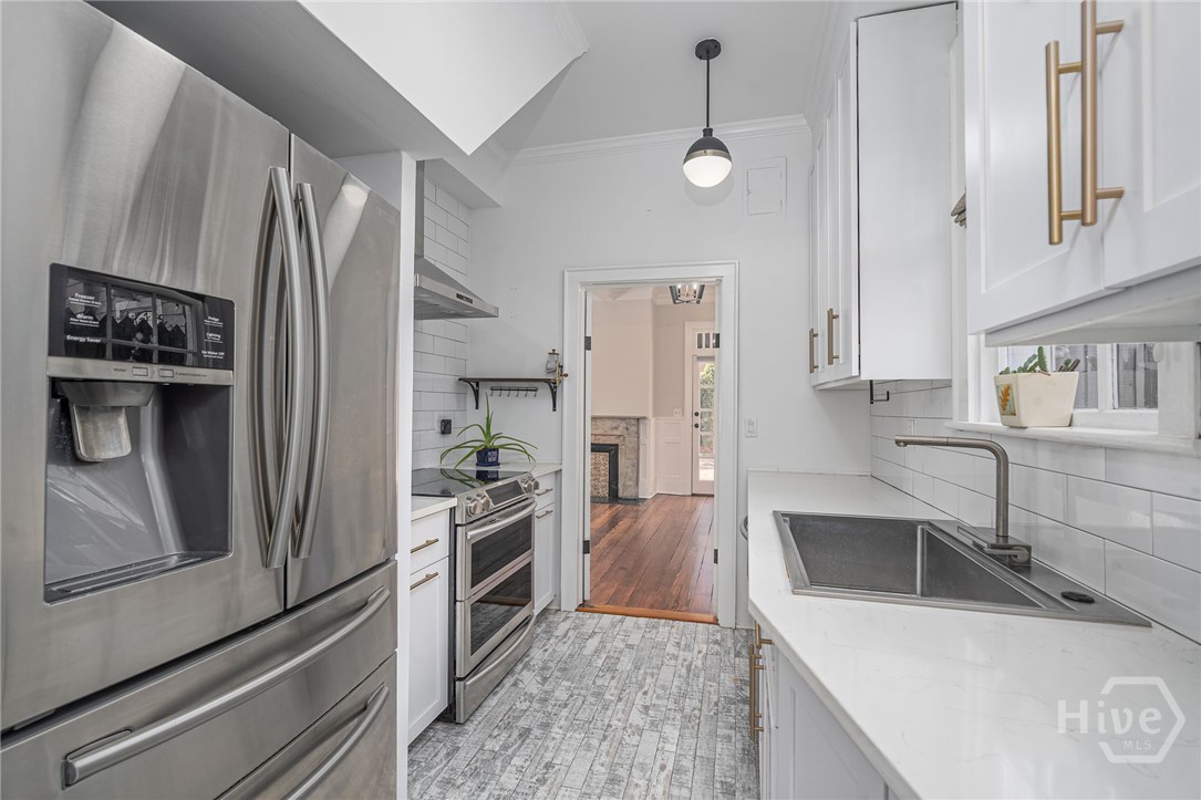 224 East Gordon Street Savannah, GA 31401 - Photo 19 of 39