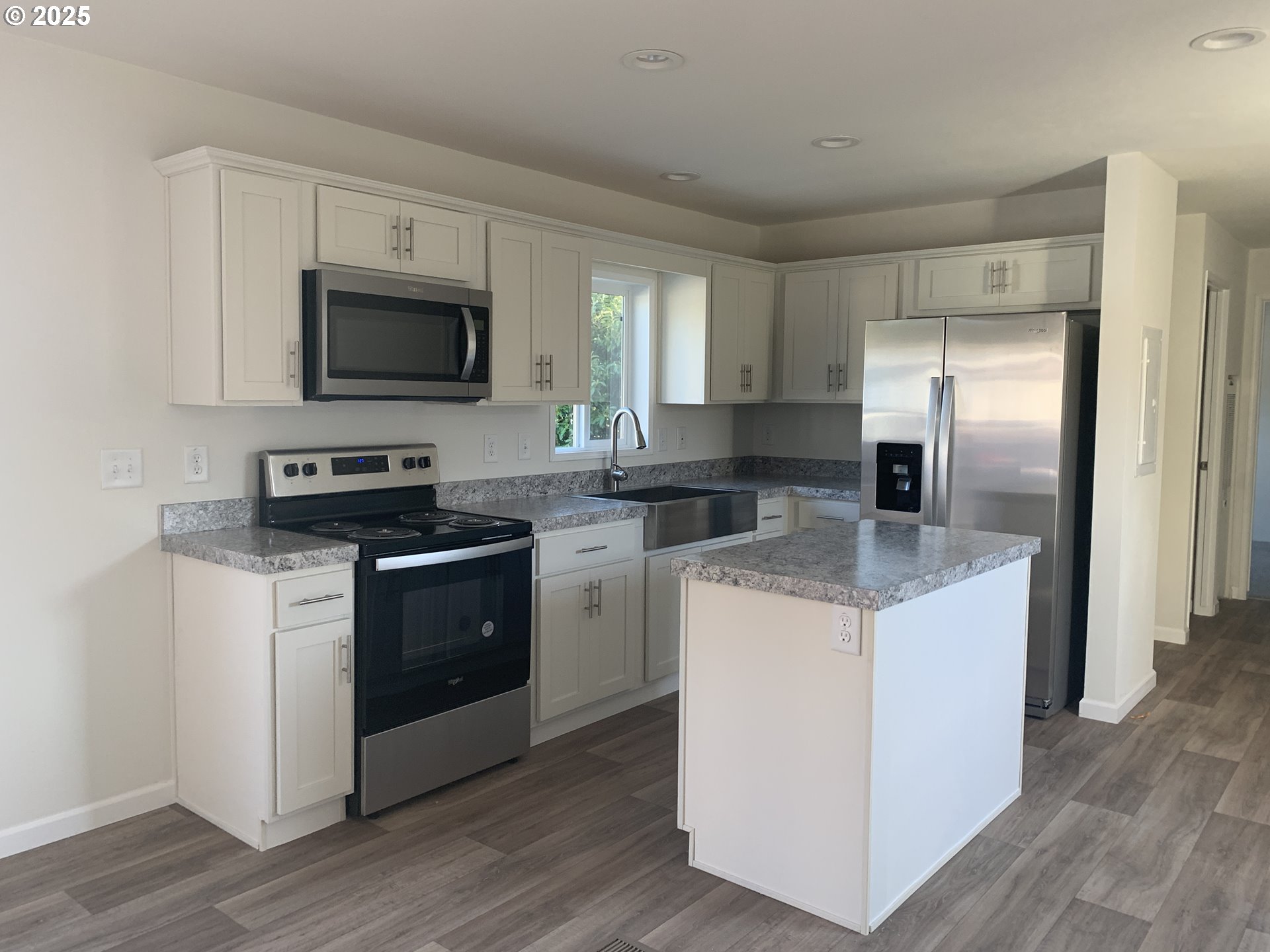 69127 Wildwood Road, Unit 17 North Bend, OR 97459 - Photo 6 of 6