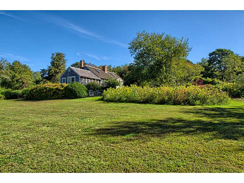 38 Mullin Hill Road Little Compton, RI 02837 - Photo 5 of 25 Yard/Garden.