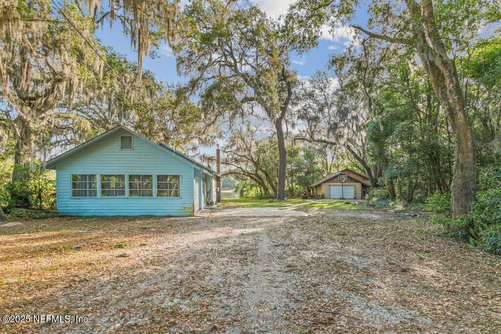 406 Union Avenue Crescent City, FL 32112 - Photo 4 of 98 003-406UnionAvenue-CrescentCity-FL-32112