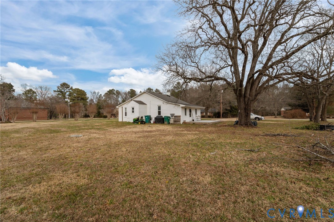 8874 Strath Road Henrico, VA 23231 - Photo 36 of 39 Gallery Image 36