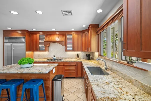 $1,100,000 | 11 Laurel Road, Swampscott, MA 01907