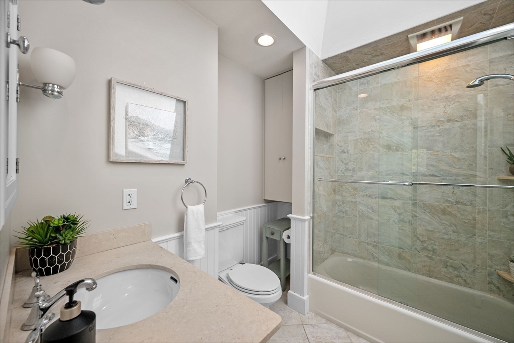 11 Laurel Road Swampscott, MA 01907 - Photo 24 of 38