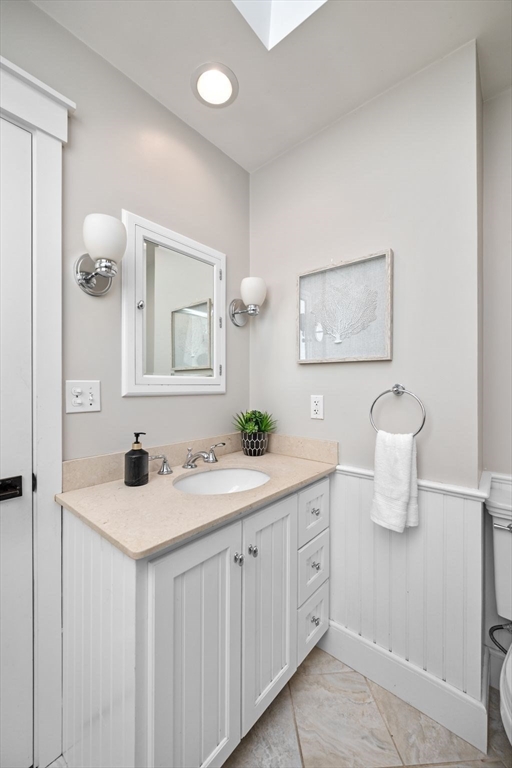 11 Laurel Road Swampscott, MA 01907 - Photo 25 of 38