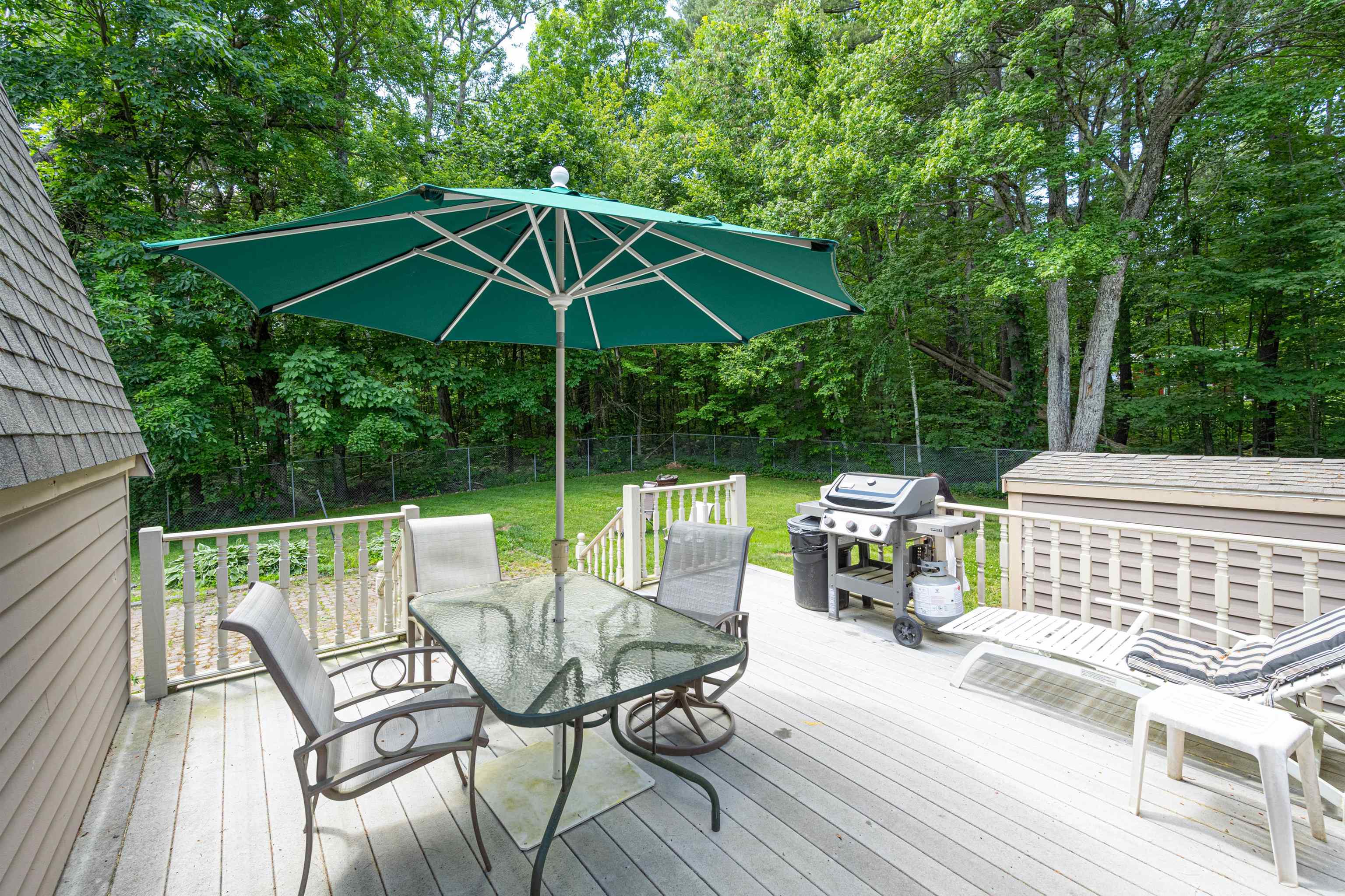 12 Happy Avenue Derry, NH 03038 - Photo 30 of 32