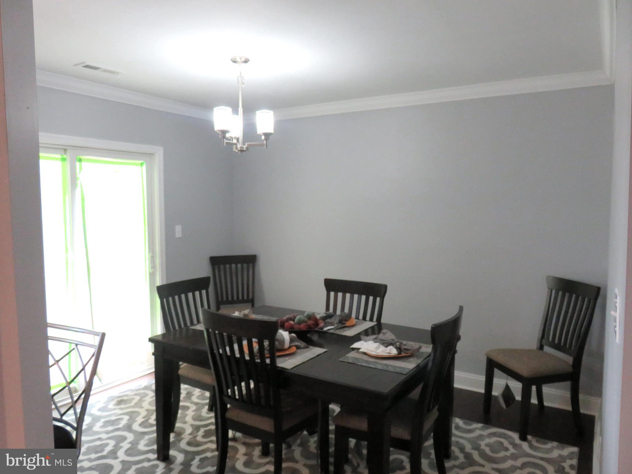 4002 Annellen Road Baltimore, MD 21215 - Photo 13 of 28 Dining Room