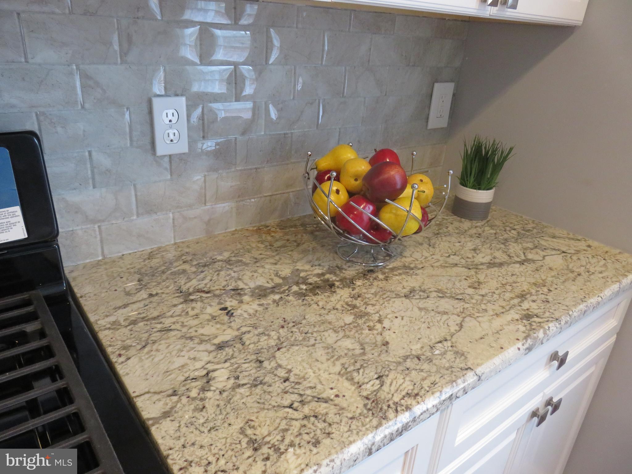 4002 Annellen Road Baltimore, MD 21215 - Photo 9 of 28 Kitchen