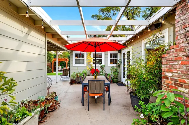 $2,695,000 | 1621 Elm Street, San Carlos, CA 94070