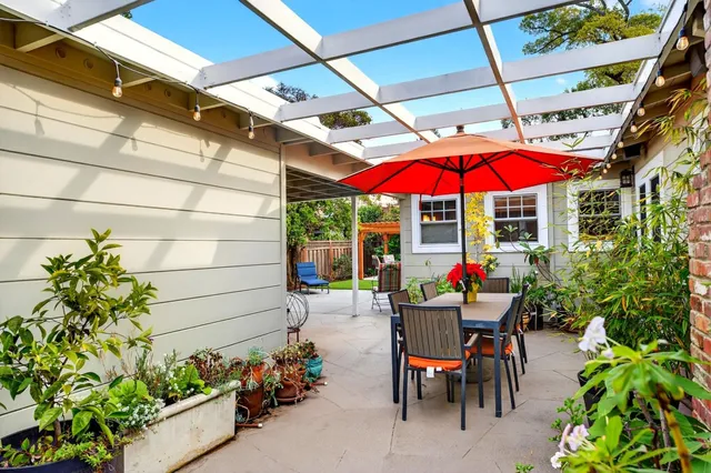 $2,695,000 | 1621 Elm Street, San Carlos, CA 94070