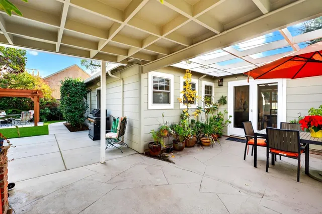 $2,695,000 | 1621 Elm Street, San Carlos, CA 94070