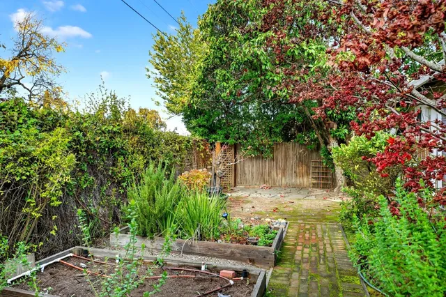 $2,695,000 | 1621 Elm Street, San Carlos, CA 94070