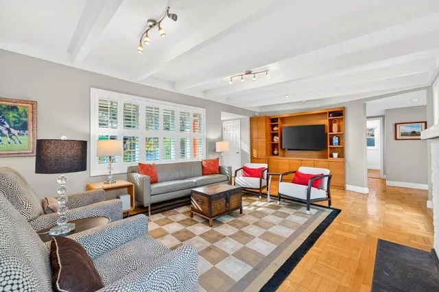 $2,695,000 | 1621 Elm Street, San Carlos, CA 94070